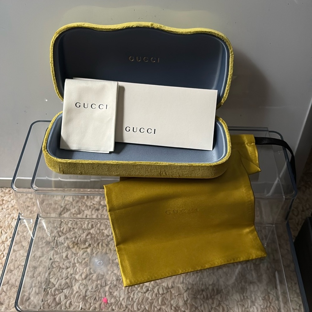 Brand new Gucci Sunglasses/Glasses case